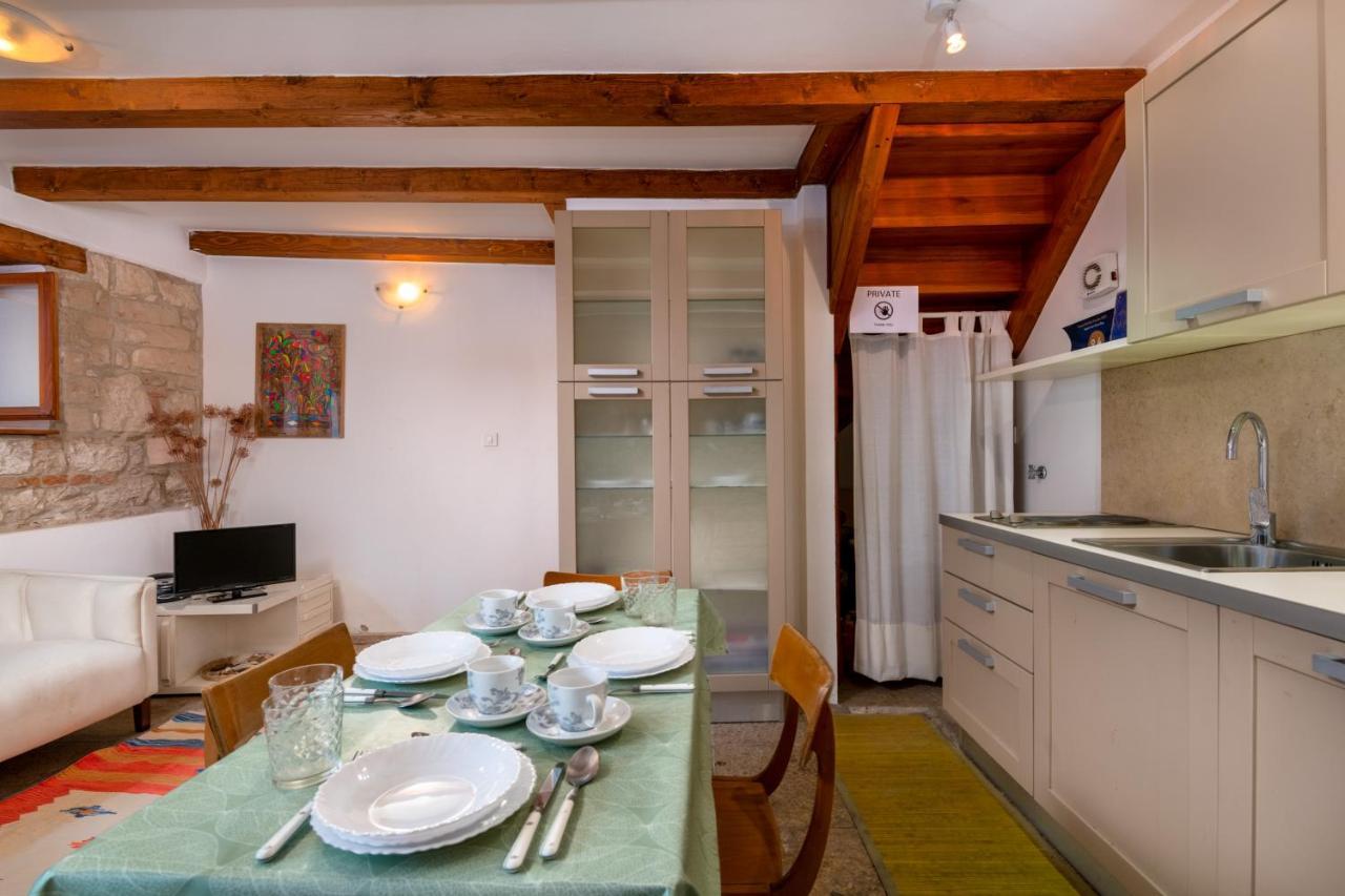 Apartment Blue Bay Free Parking โรวีน ภายนอก รูปภาพ