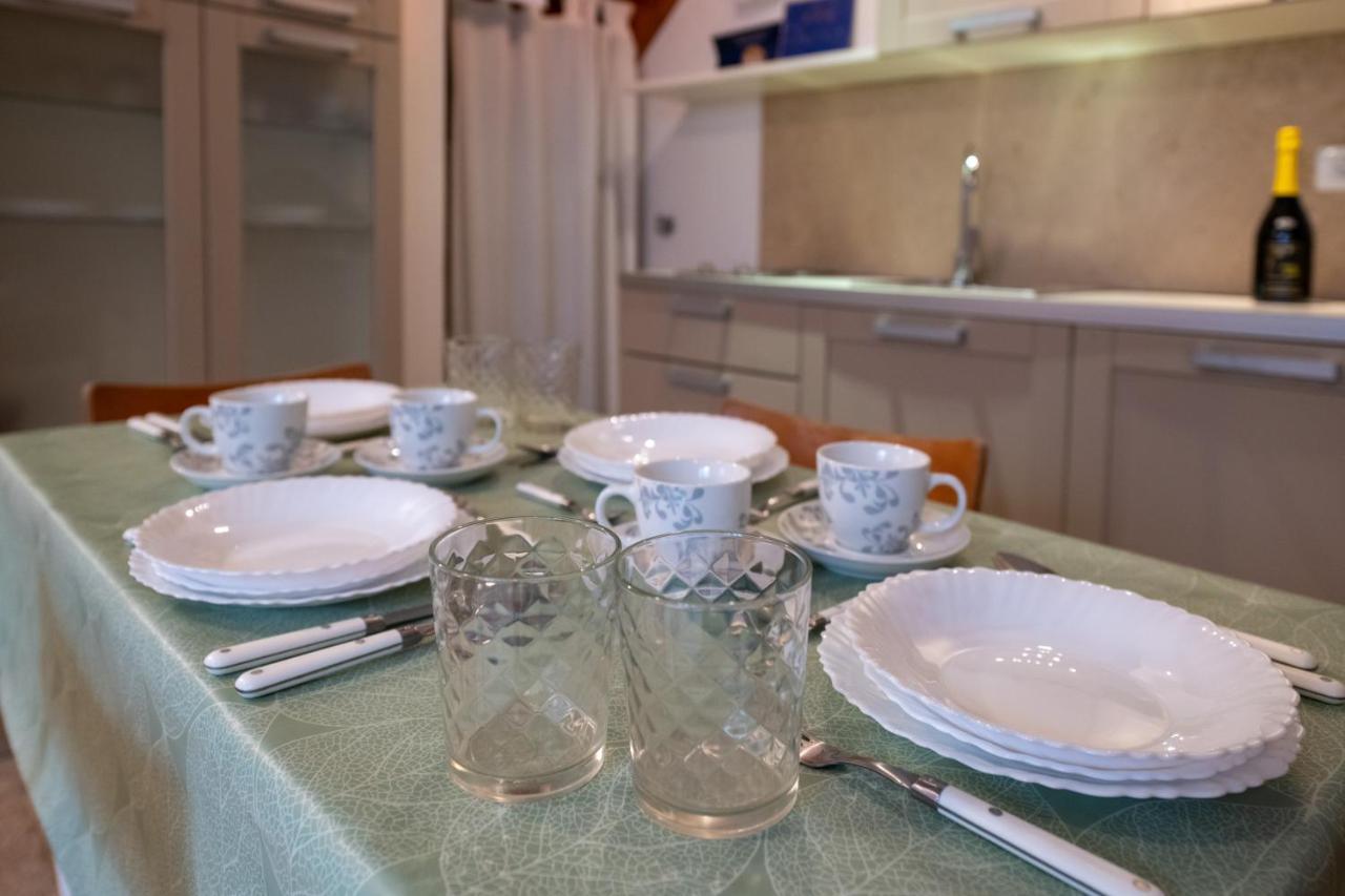 Apartment Blue Bay Free Parking โรวีน ภายนอก รูปภาพ